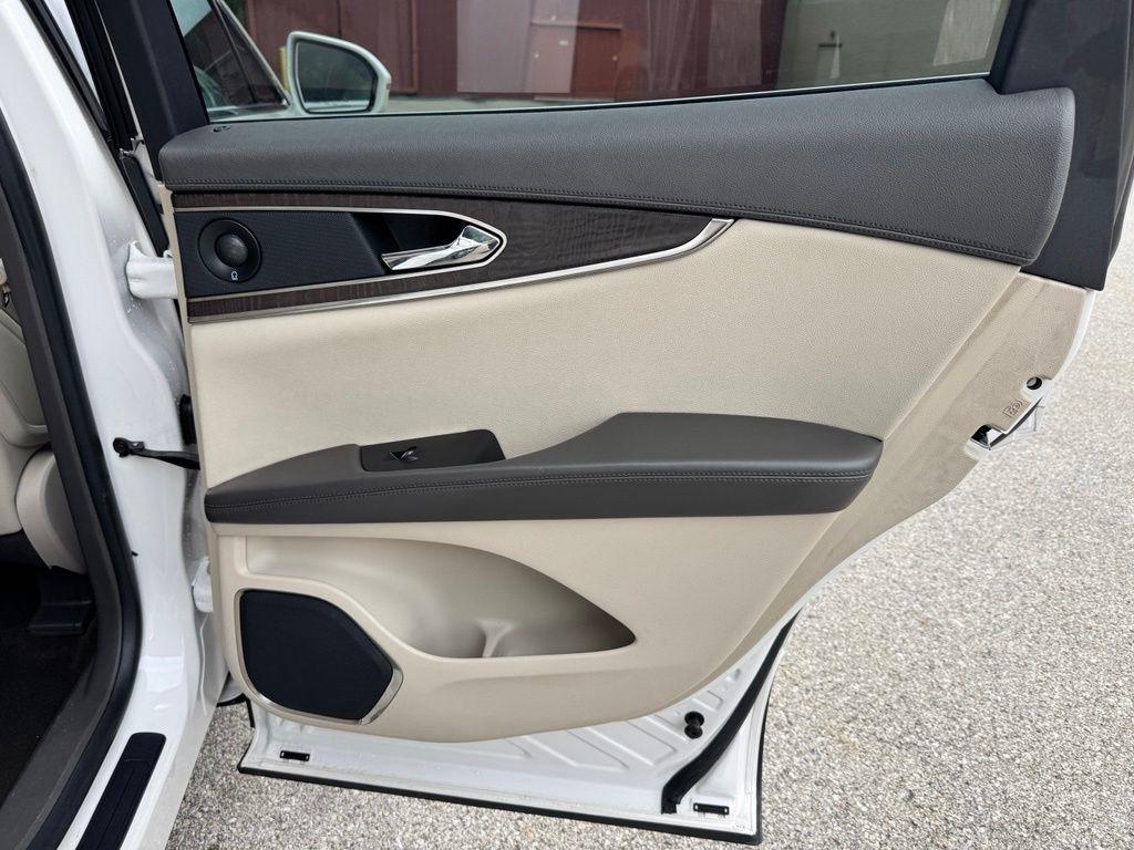 Lincoln Nautilus  2019