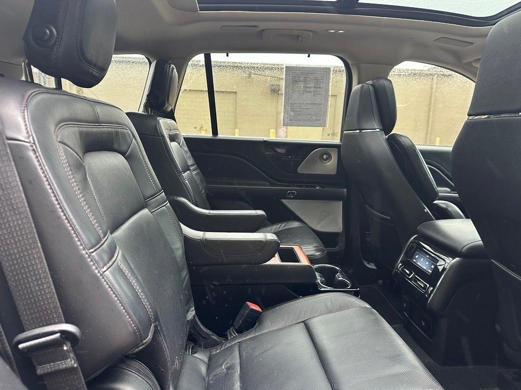 Lincoln Aviator  2020
