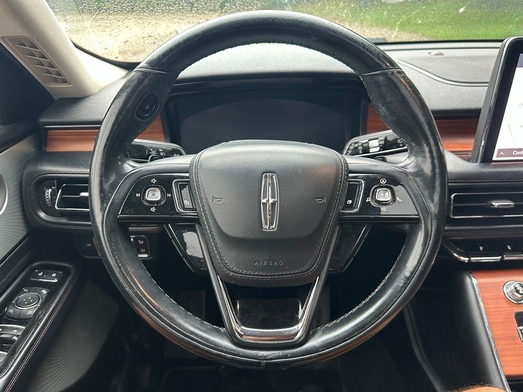 Lincoln Aviator  2020
