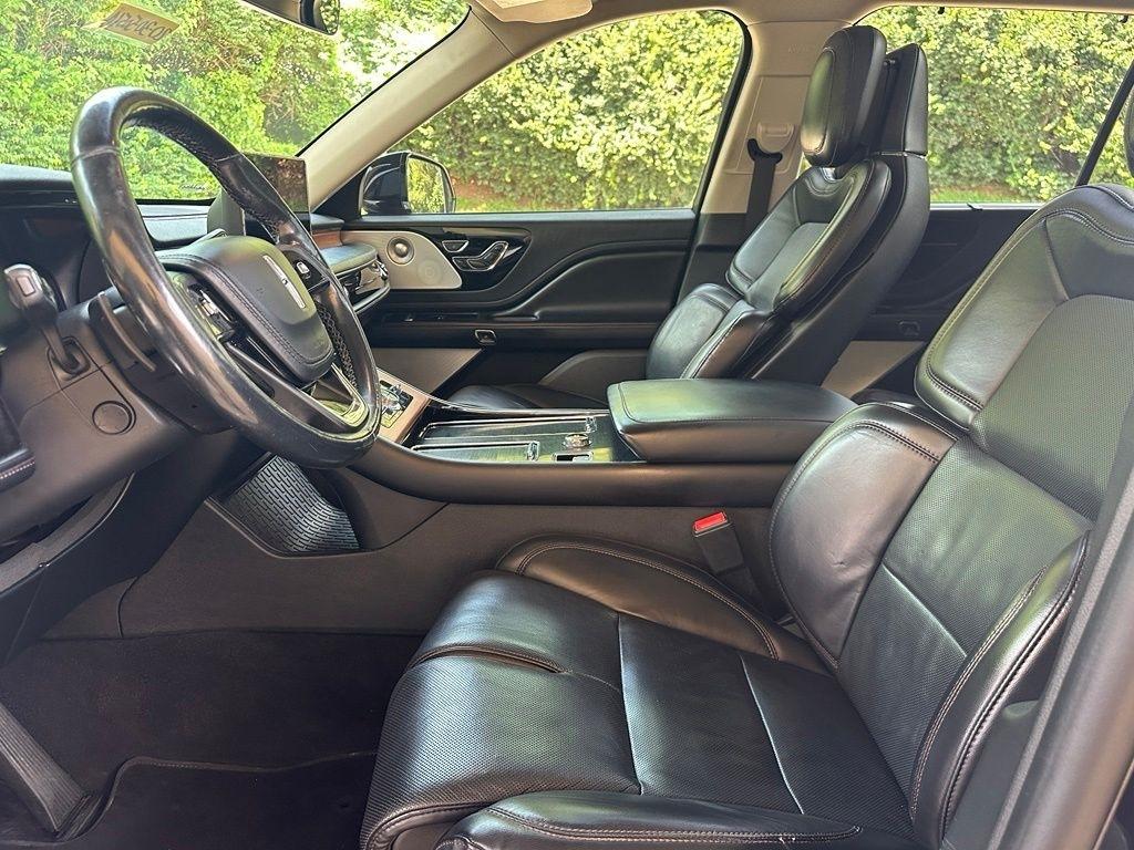 Lincoln Aviator  2020