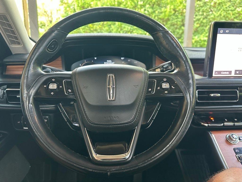 Lincoln Aviator  2020
