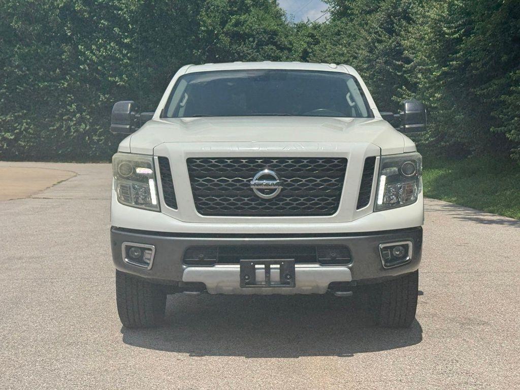Nissan Titan XD  2016