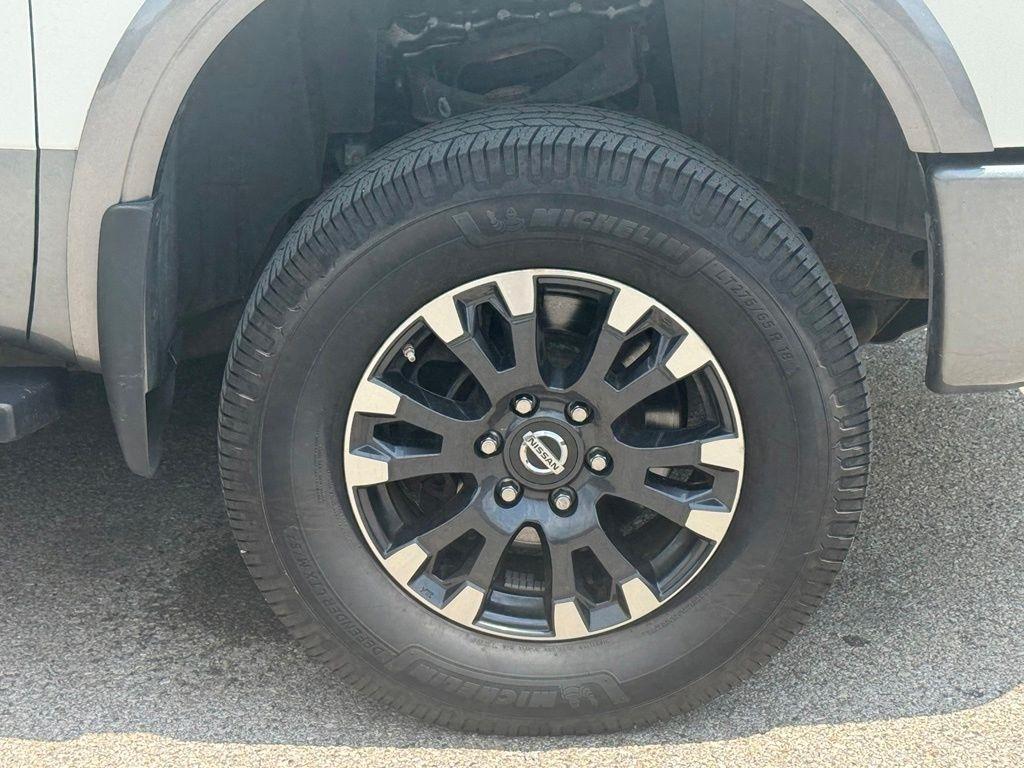 Nissan Titan XD  2016