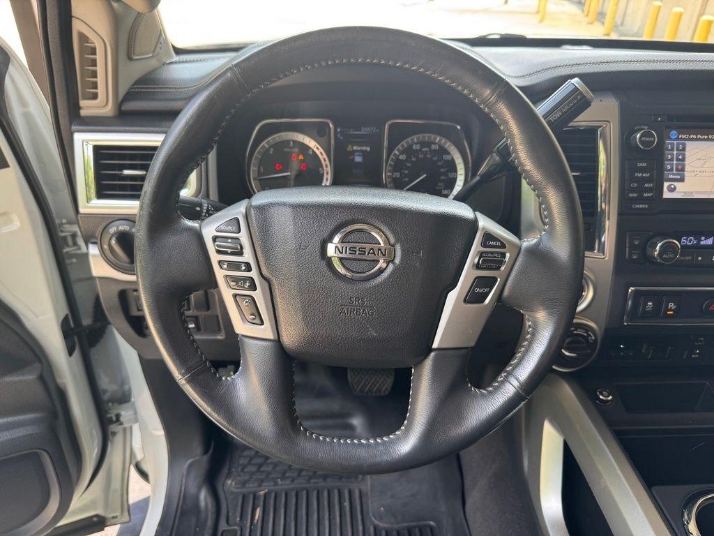 Nissan Titan XD  2016