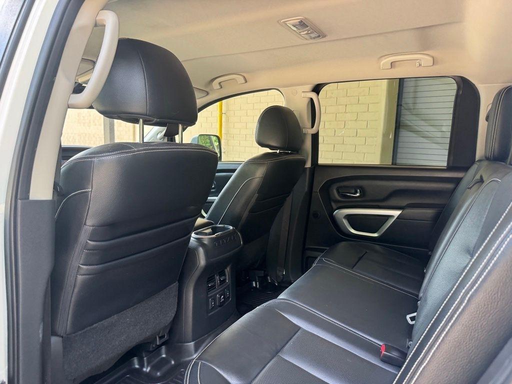 Nissan Titan XD  2016