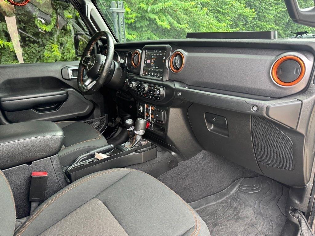 Jeep Gladiator  2021