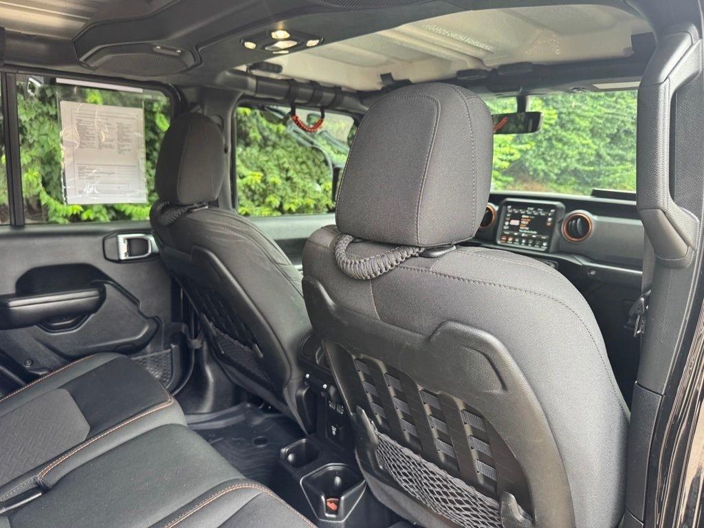 Jeep Gladiator  2021