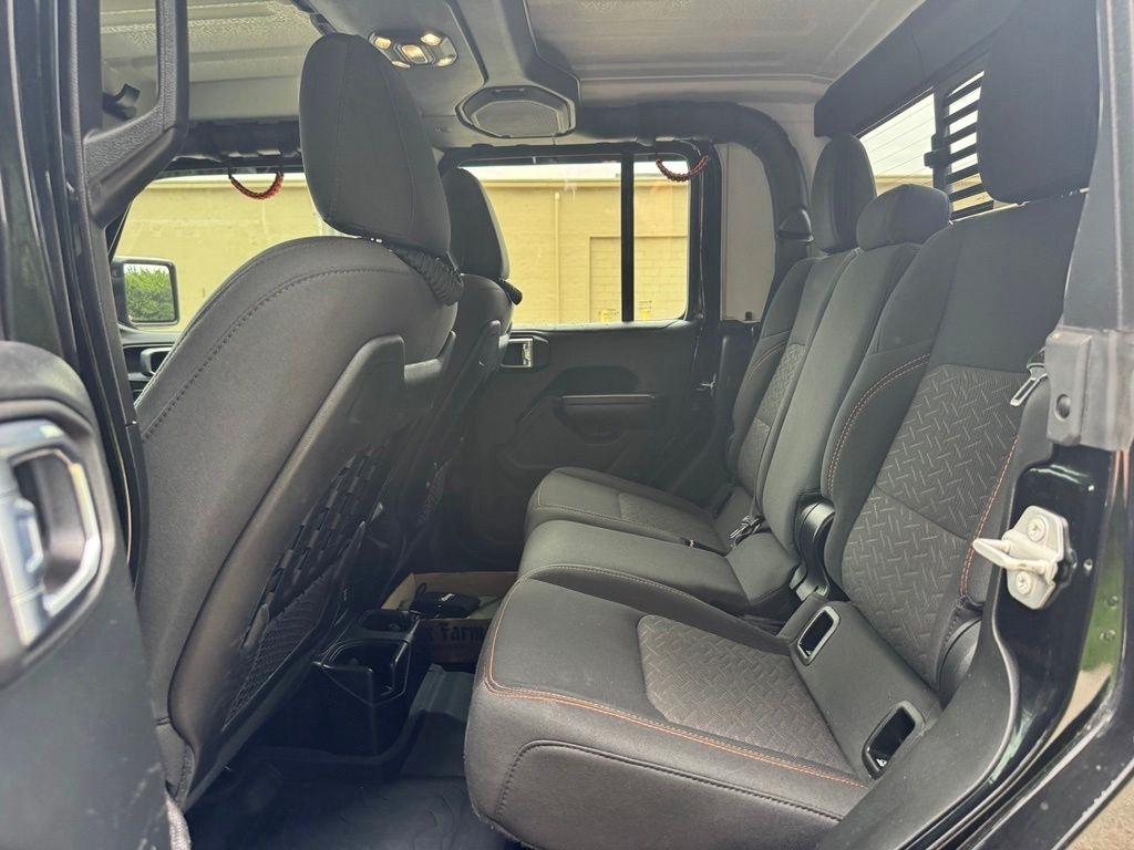 Jeep Gladiator  2021