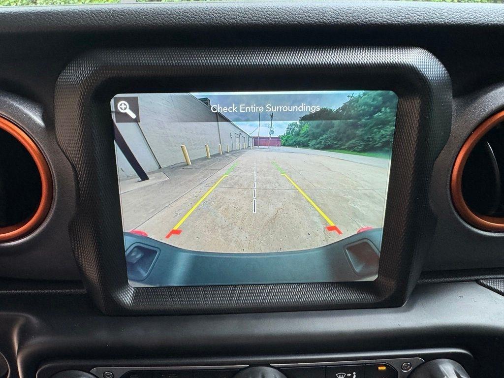 Jeep Gladiator  2021