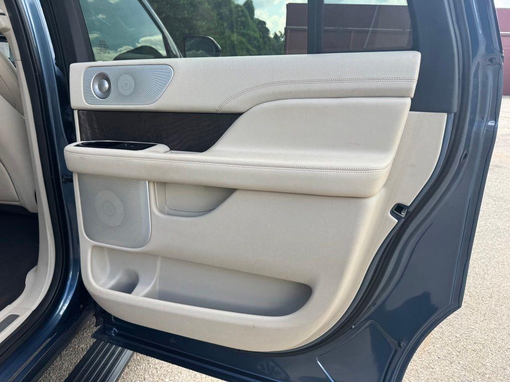 Lincoln Navigator L  2020