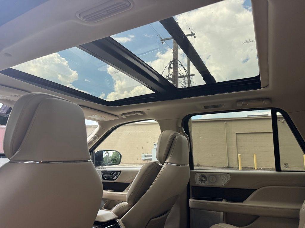 Lincoln Navigator L  2020