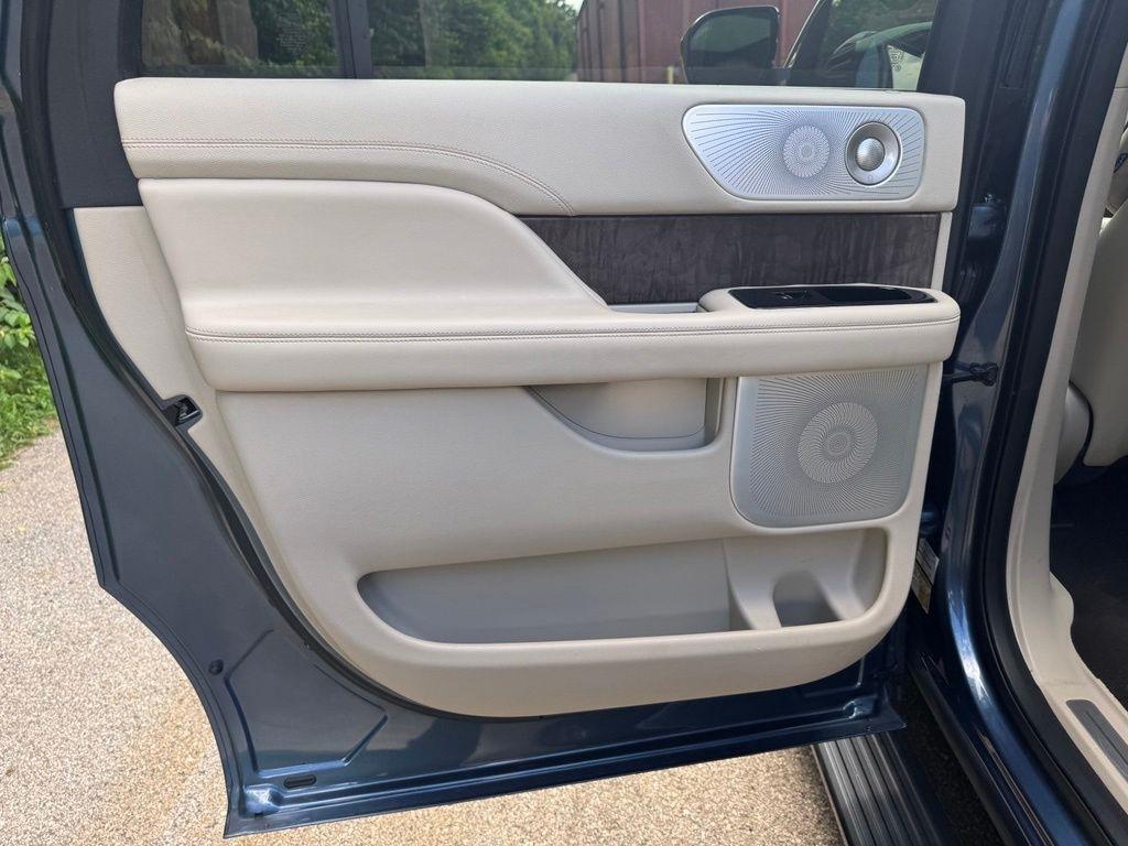 Lincoln Navigator L  2020