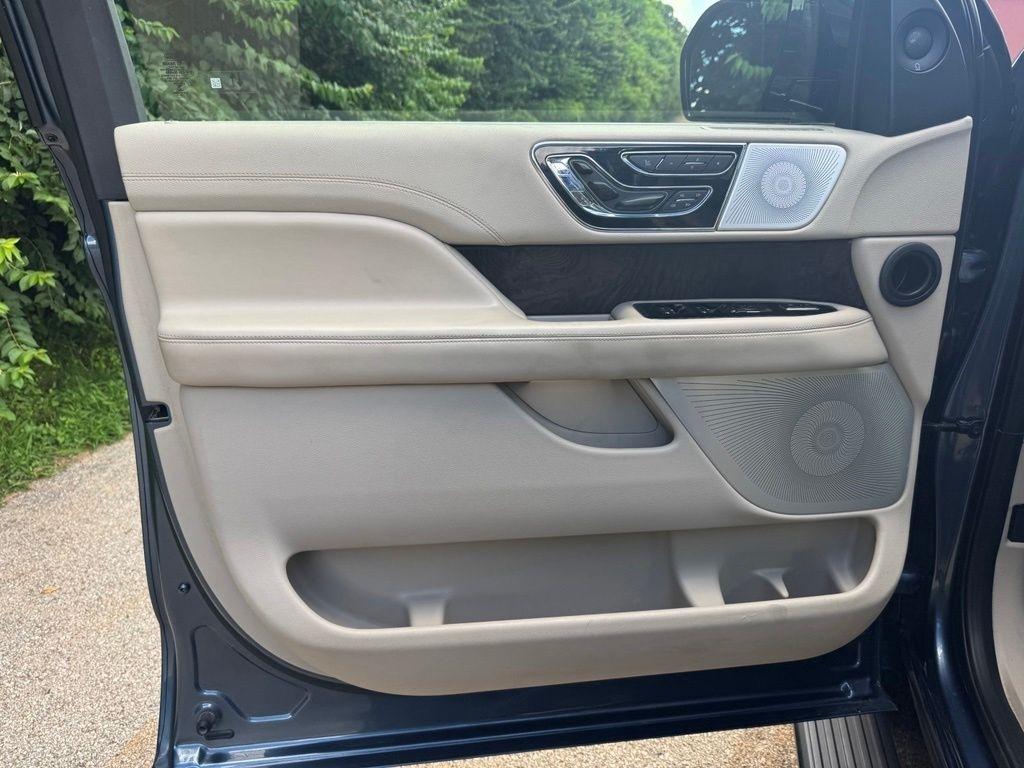 Lincoln Navigator L  2020