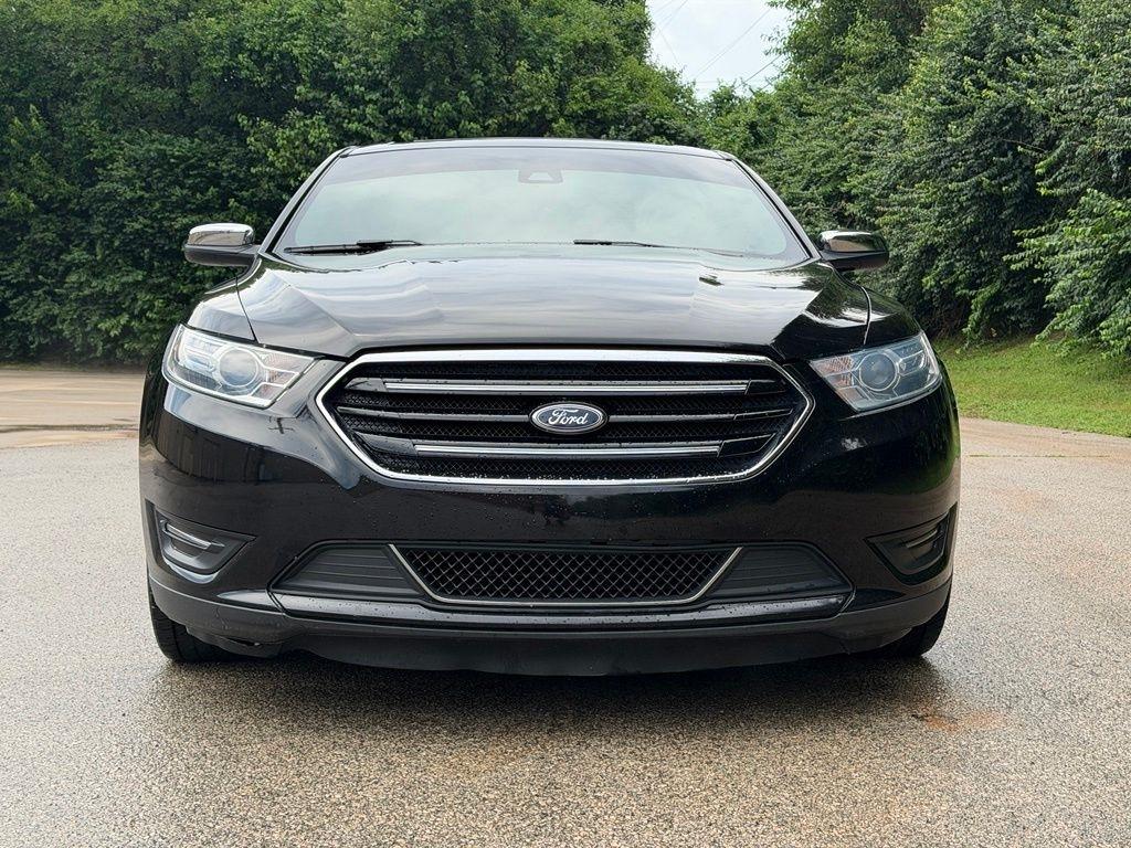 Ford Taurus photo 3