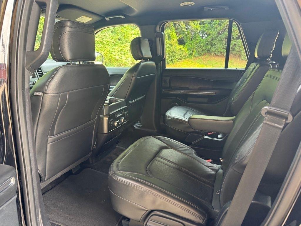 Ford Expedition photo 22