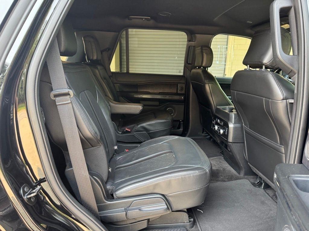 Ford Expedition photo 26