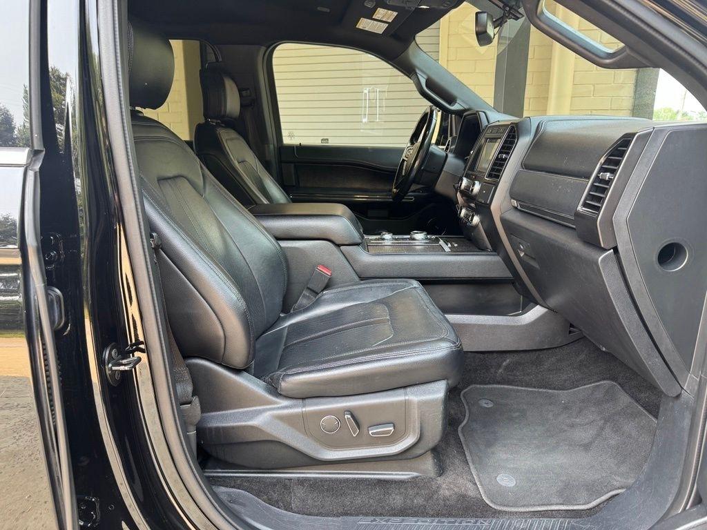 Ford Expedition photo 30