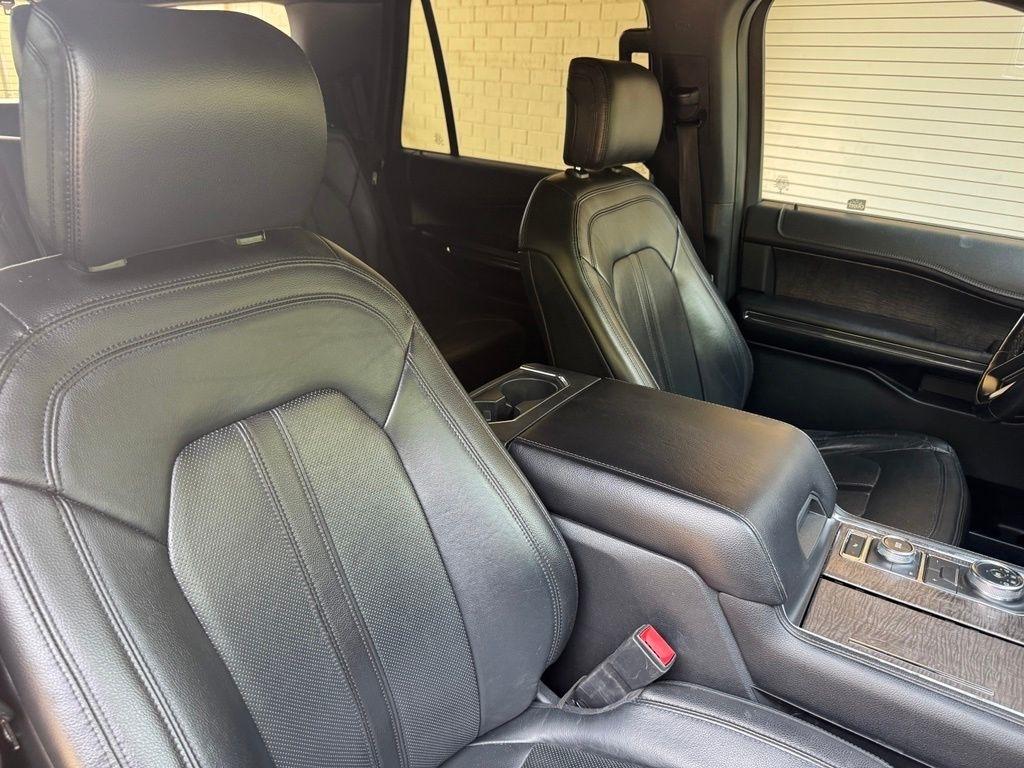 Ford Expedition photo 32