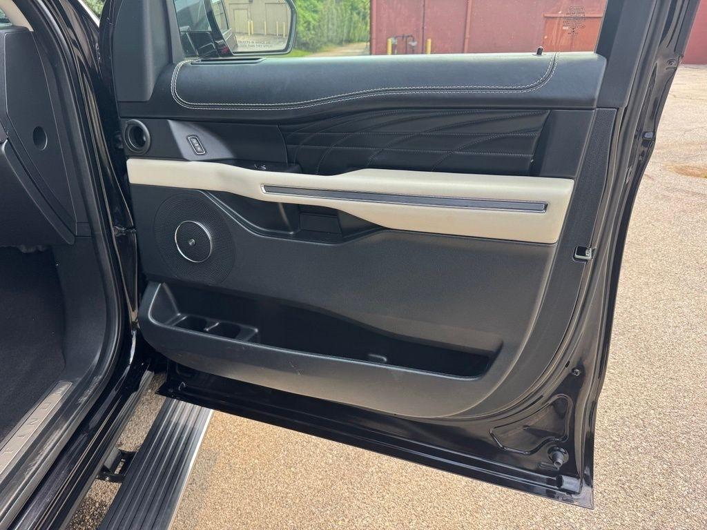 Ford Expedition Max  2021