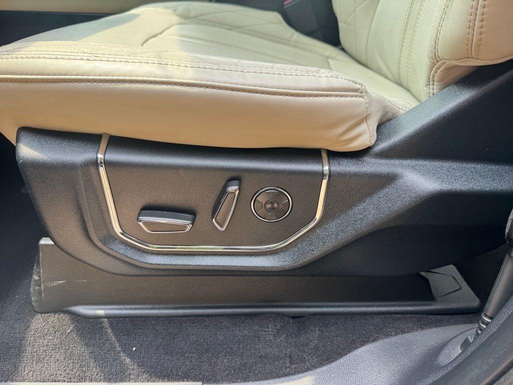 Ford Expedition Max  2021