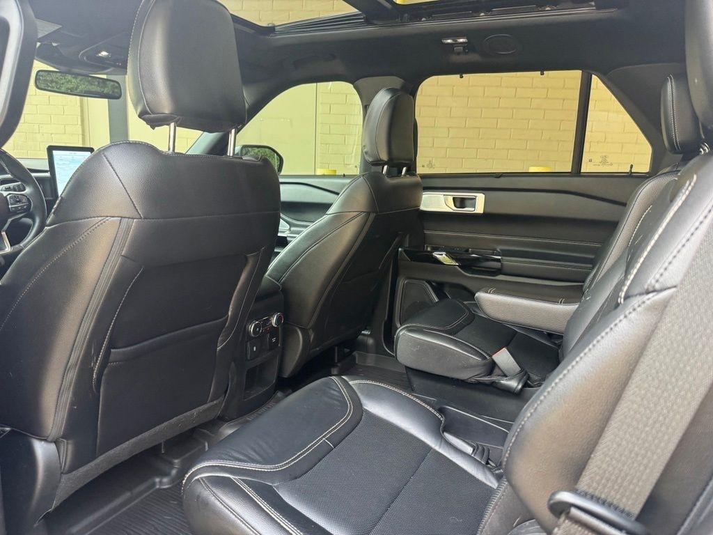 Ford Explorer  2021