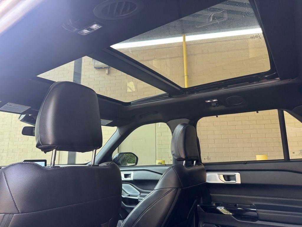 Ford Explorer  2021