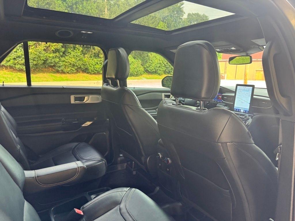 Ford Explorer  2021
