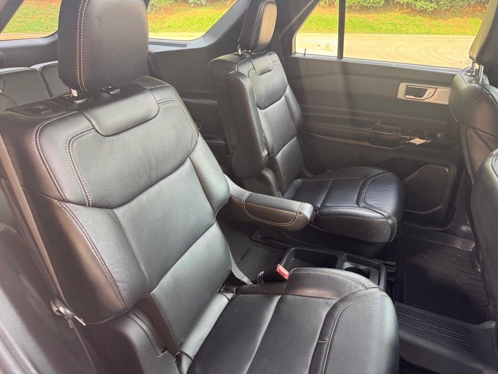 Ford Explorer  2021