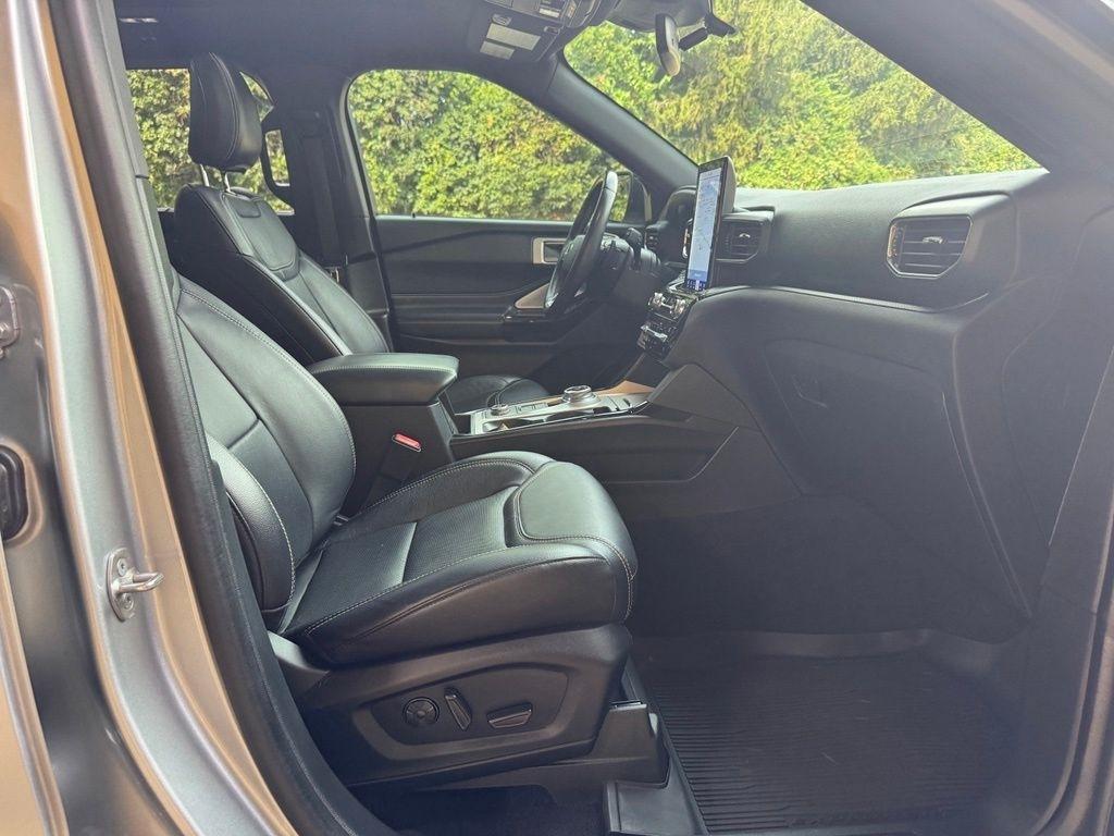 Ford Explorer  2021