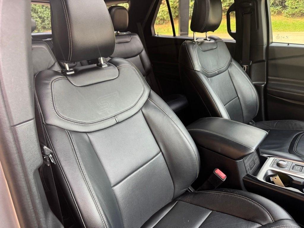 Ford Explorer  2021