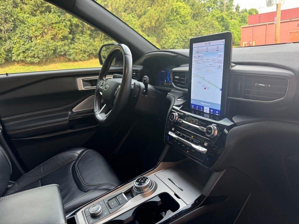 Ford Explorer  2021