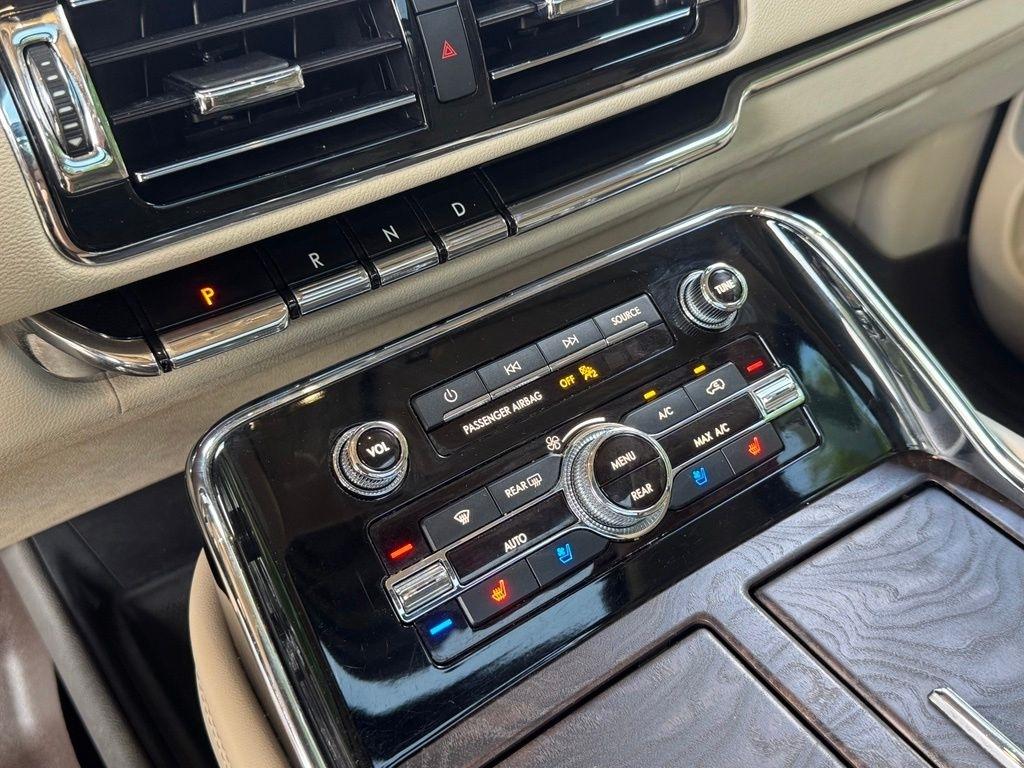Lincoln Navigator  2020
