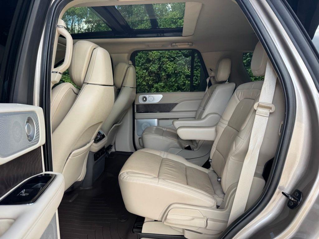 Lincoln Navigator  2020