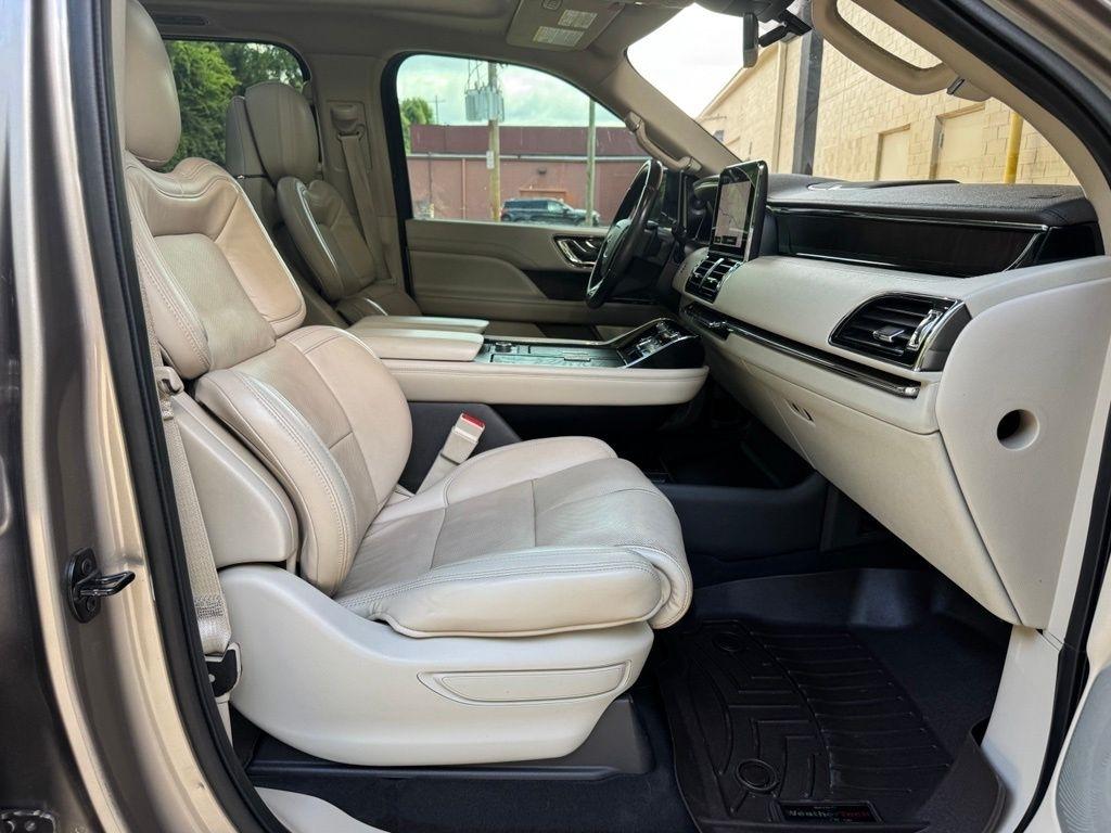 Lincoln Navigator  2020