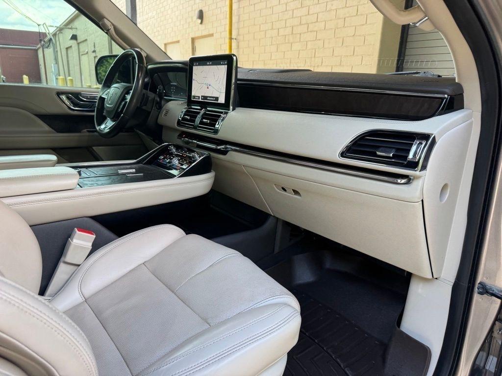 Lincoln Navigator  2020
