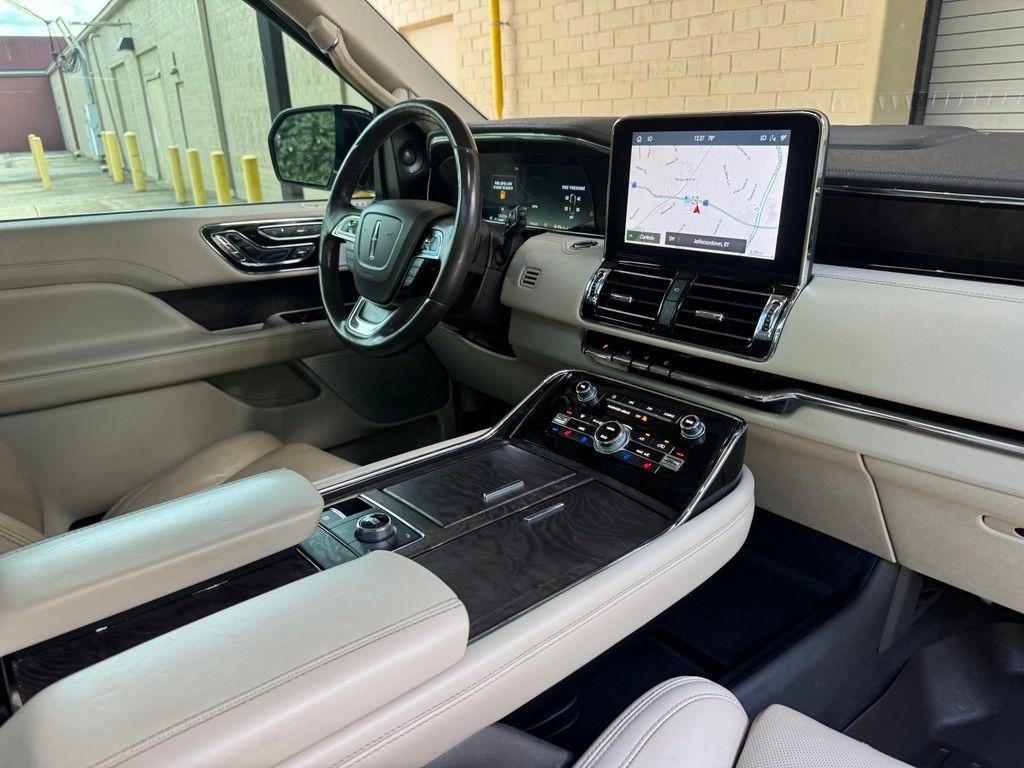 Lincoln Navigator  2020