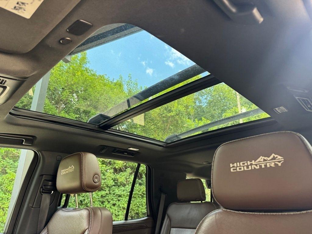 Chevrolet Tahoe  2021