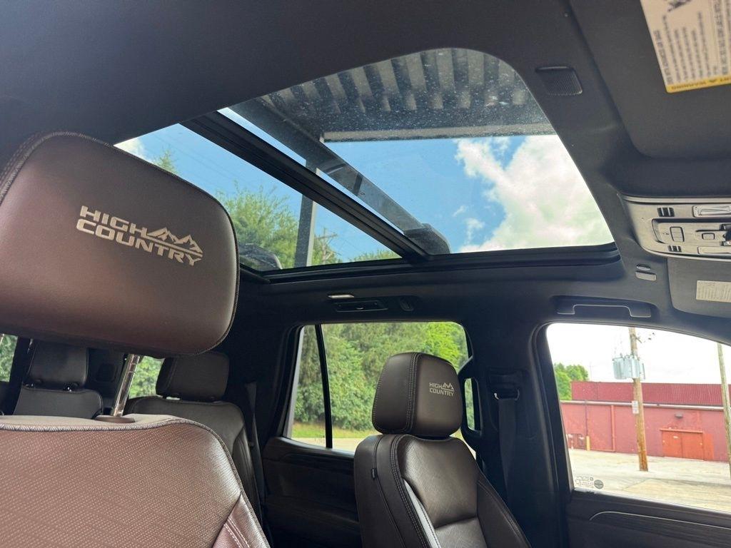 Chevrolet Tahoe  2021