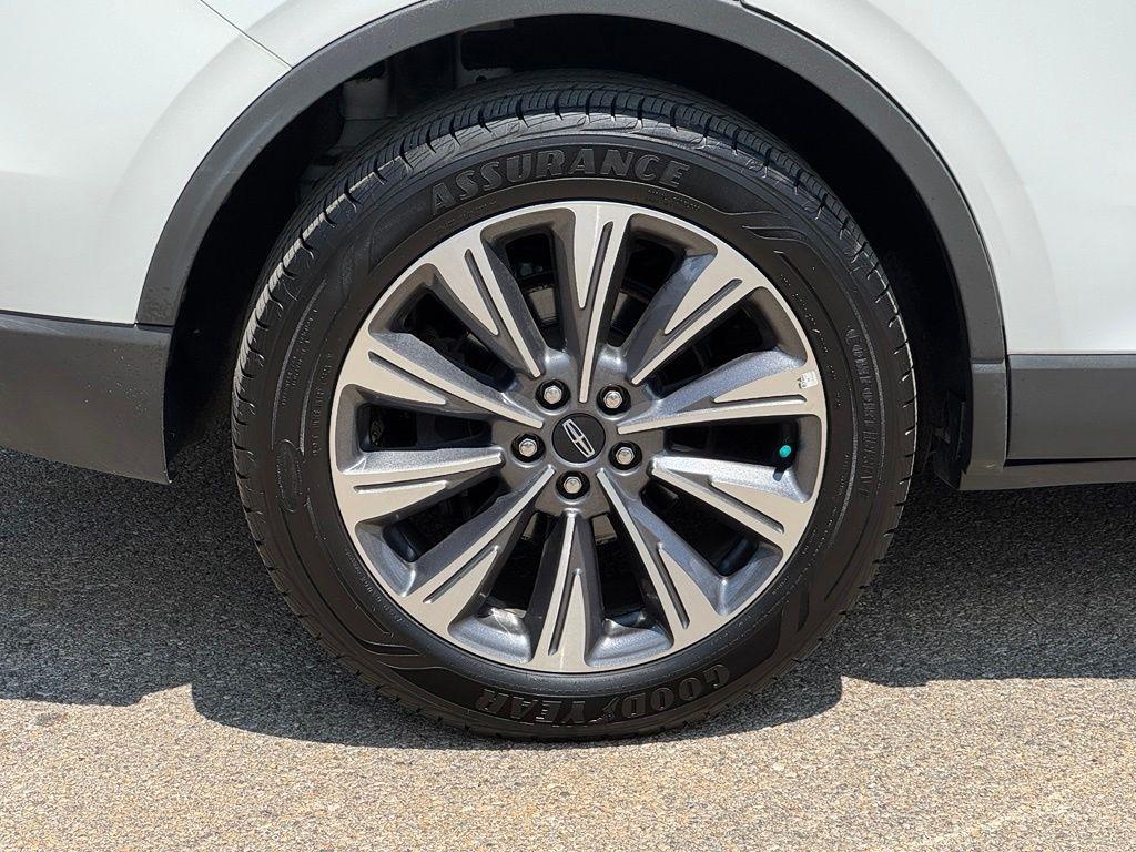 Lincoln Corsair  2021