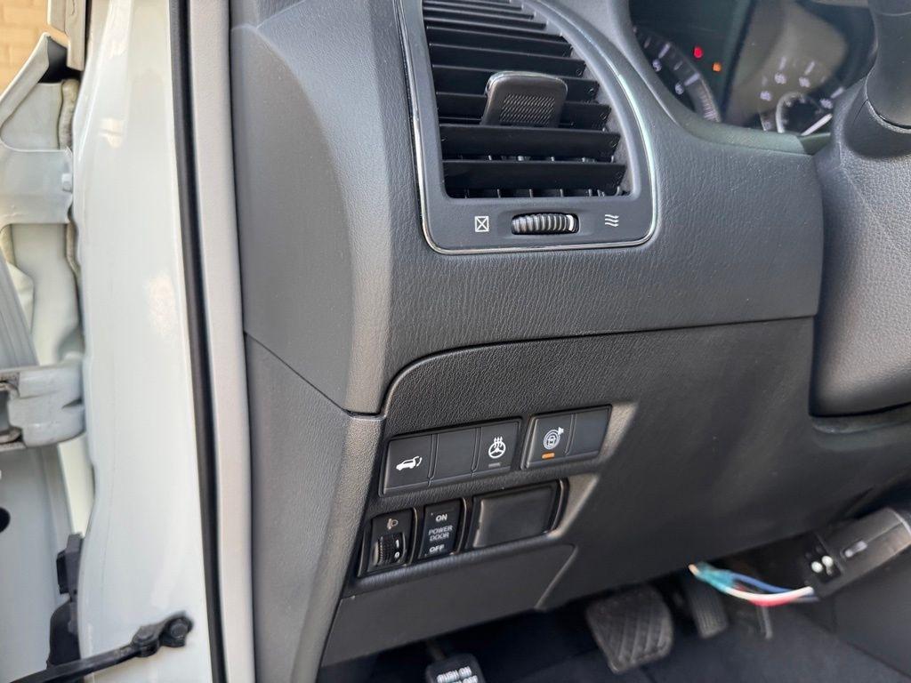 Nissan Armada  2018