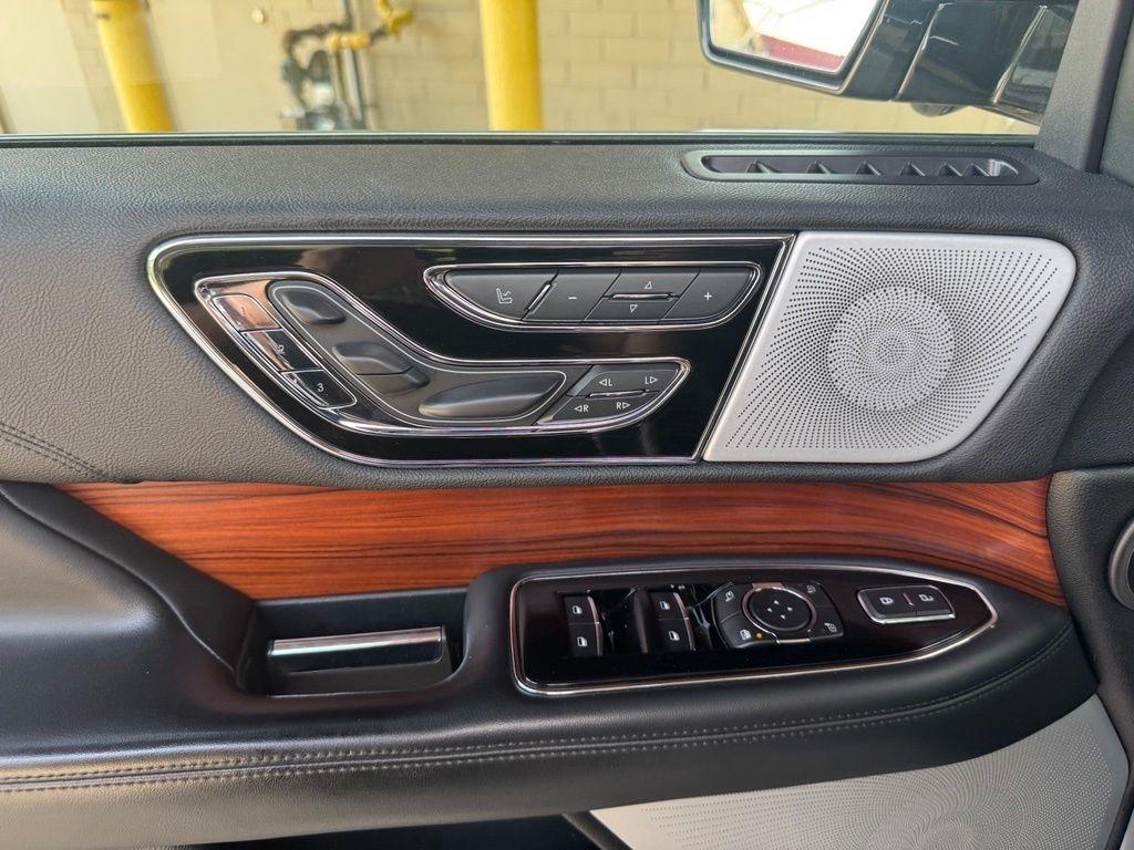 Lincoln Navigator L  2020