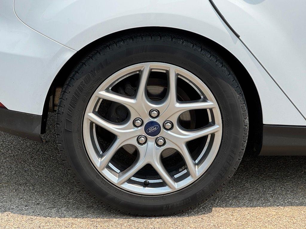 Ford Focus  2015