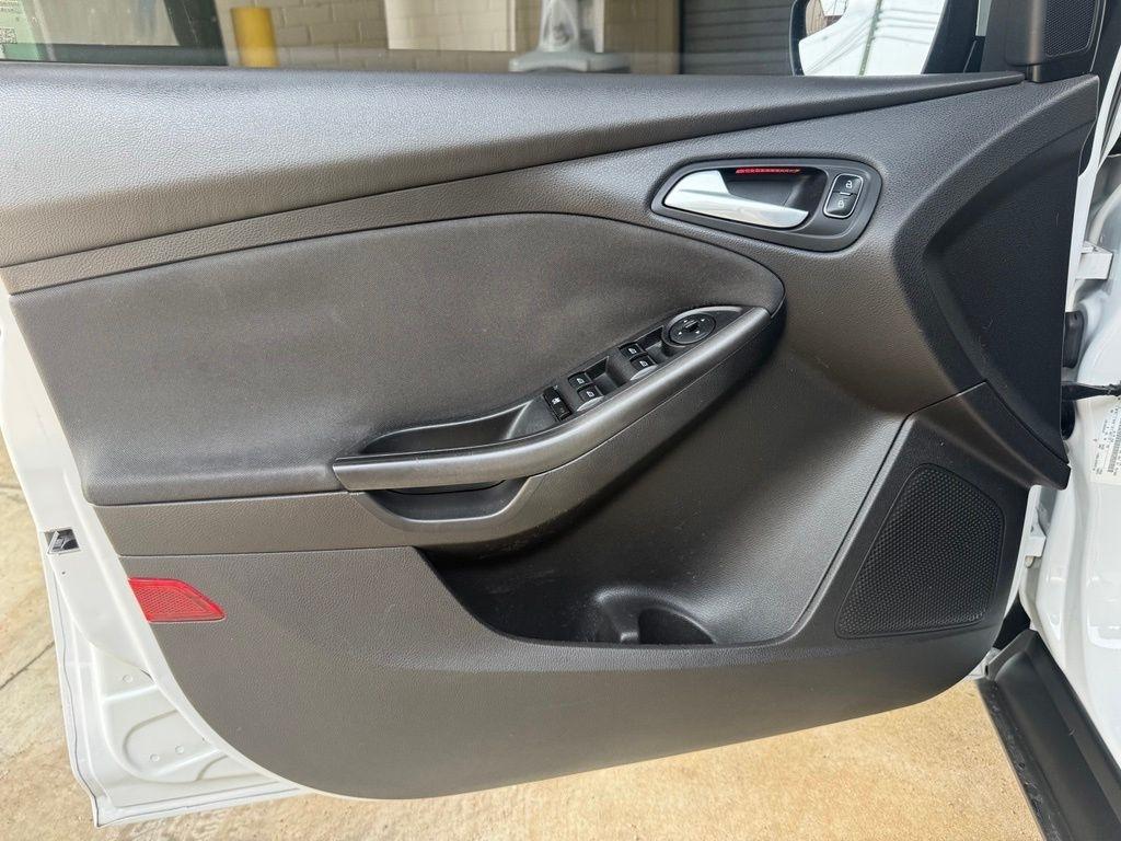 Ford Focus  2015