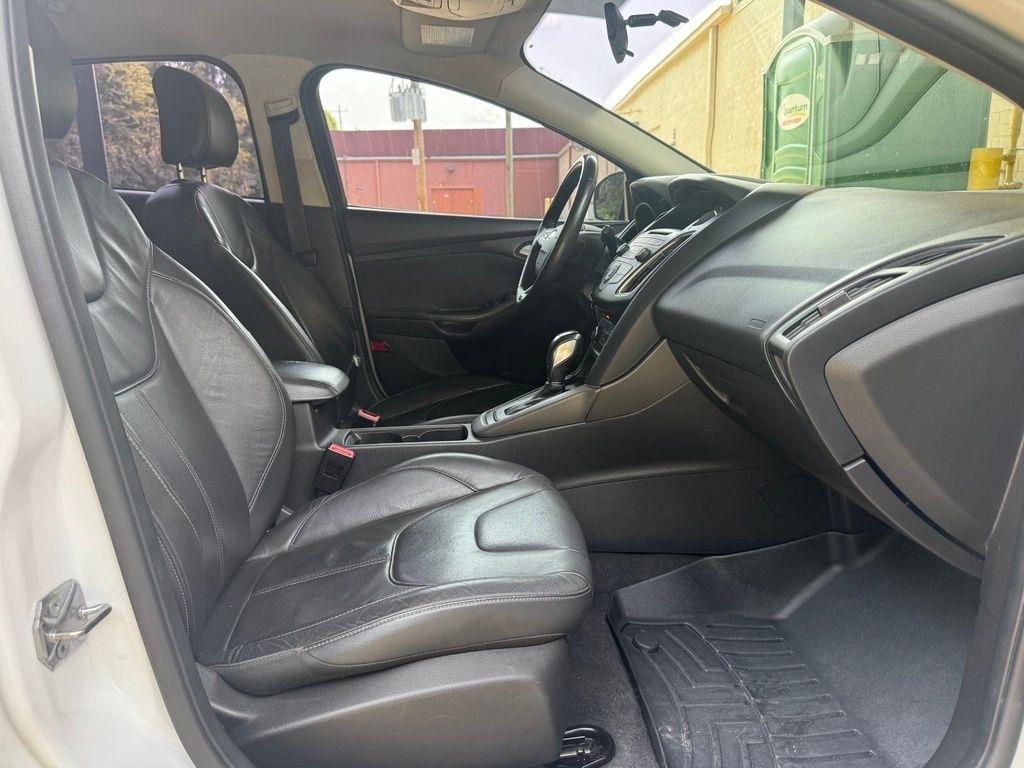 Ford Focus  2015