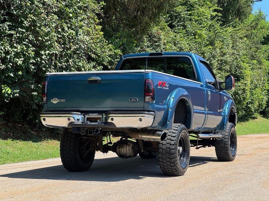 Ford Super Duty F-350 SRW  2004