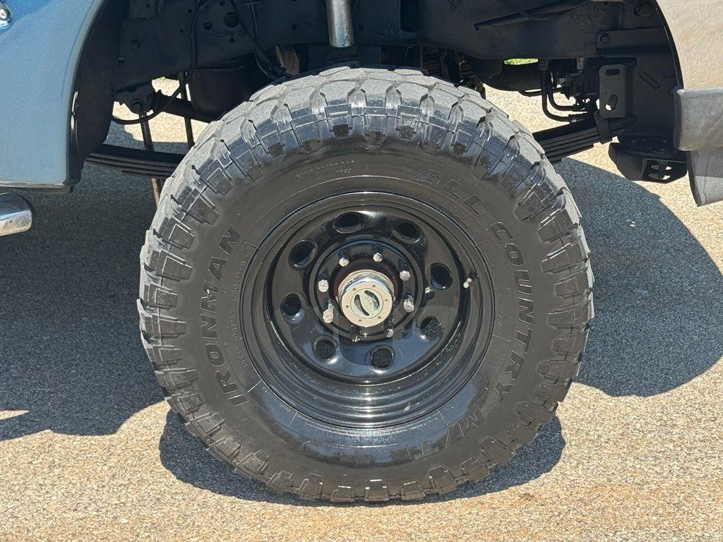 Ford Super Duty F-350 SRW  2004