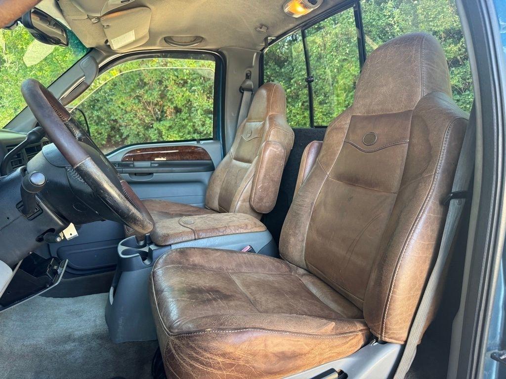 Ford Super Duty F-350 SRW  2004