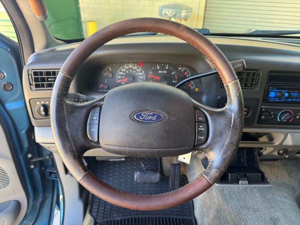 Ford Super Duty F-350 SRW  2004