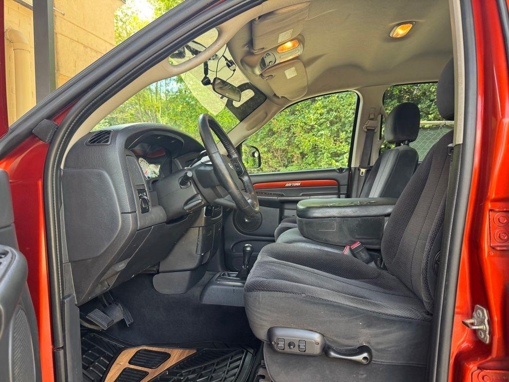 Dodge Ram 1500  2005