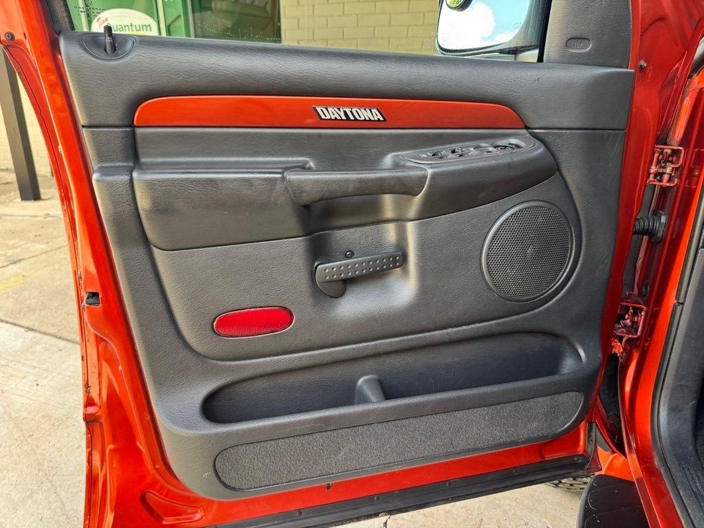 Dodge Ram 1500  2005